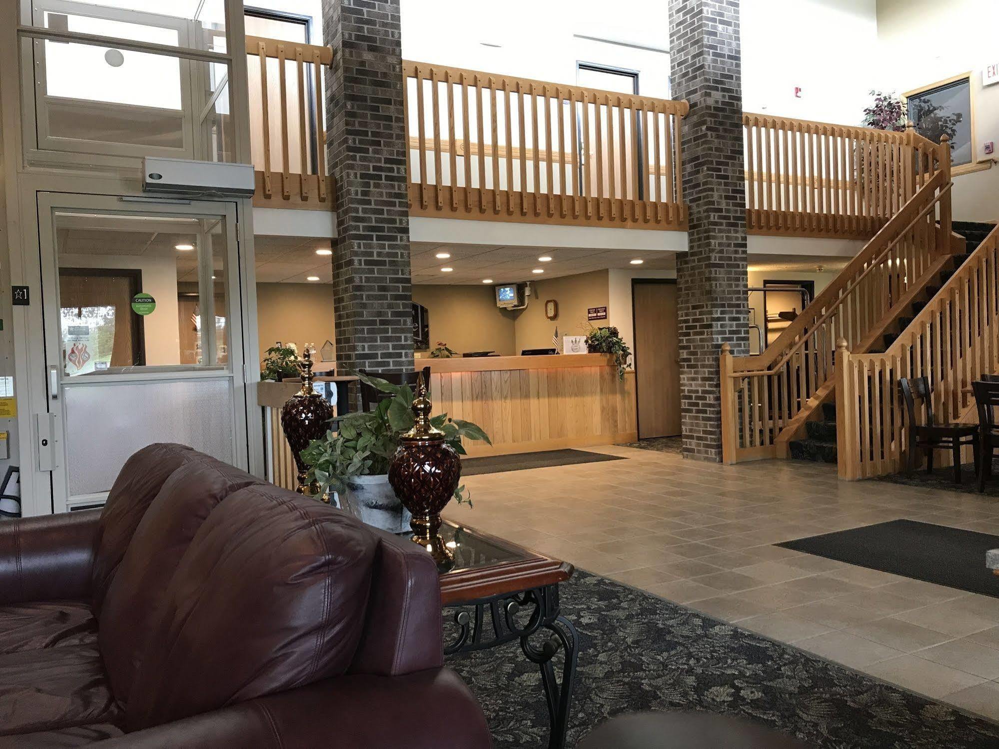 Fairbridge Inn & Suites Thorp Εξωτερικό φωτογραφία