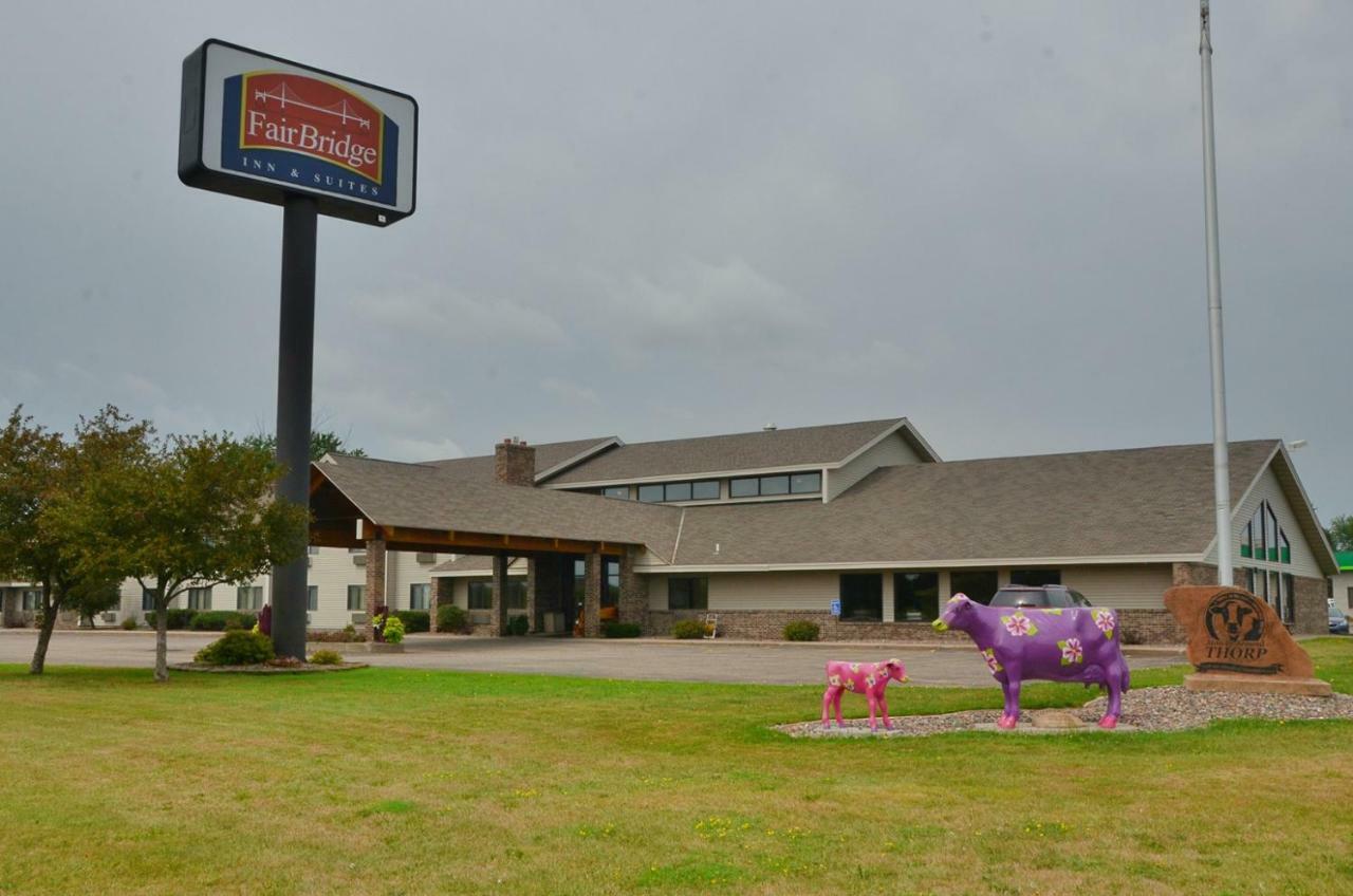 Fairbridge Inn & Suites Thorp Εξωτερικό φωτογραφία
