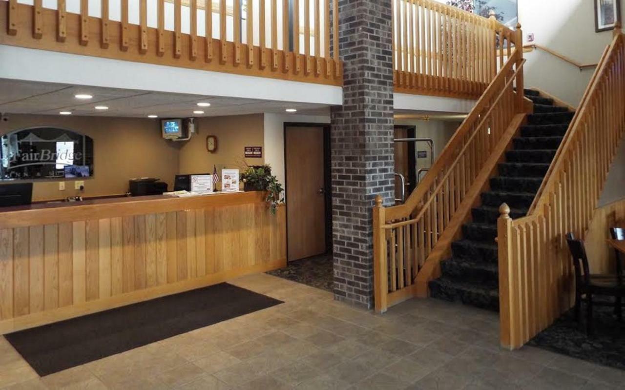 Fairbridge Inn & Suites Thorp Εξωτερικό φωτογραφία